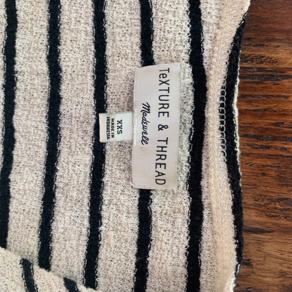 Madewell tie front blouse - Picture 2 of 2